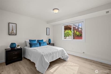 11827 104th Avenue NE Kirkland WA 98034