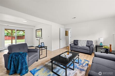 11827 104th Avenue NE Kirkland WA 98034