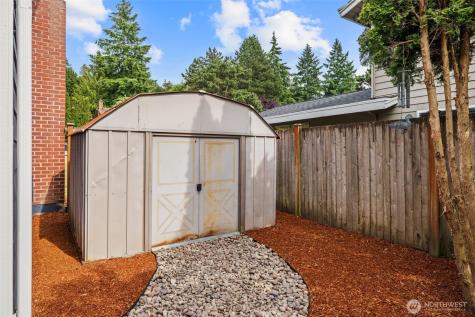 11827 104th Avenue NE Kirkland WA 98034