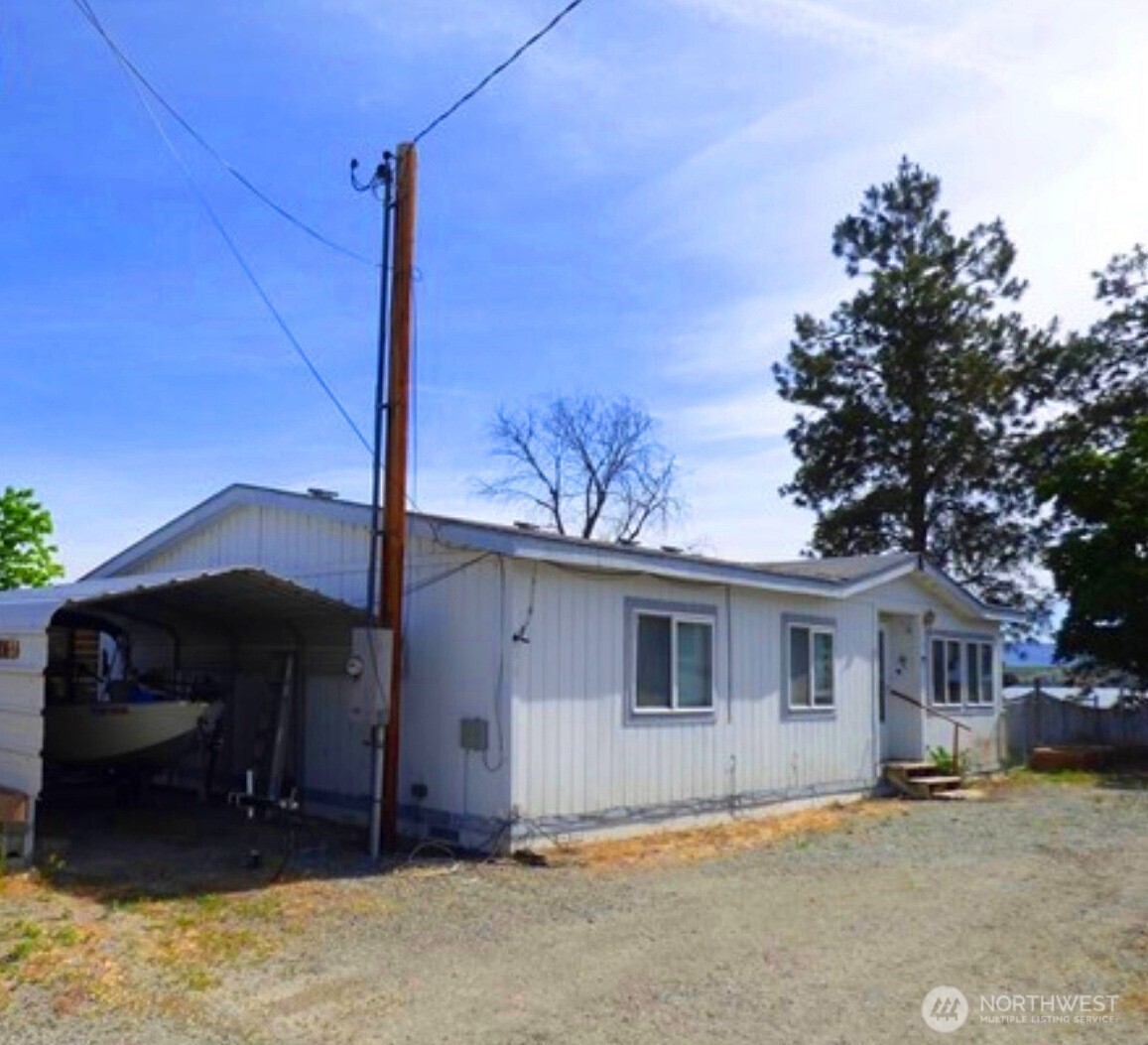 106 Indian Avenue E Brewster WA 98812