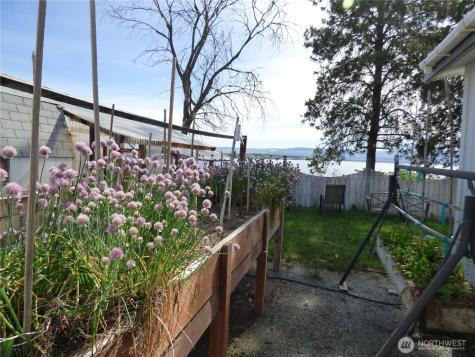 106 Indian Avenue E Brewster WA 98812