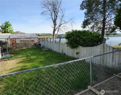 106 Indian Avenue E Brewster WA 98812