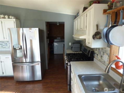 106 Indian Avenue E Brewster WA 98812