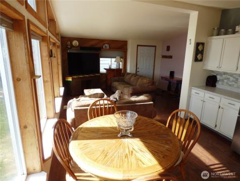 106 Indian Avenue E Brewster WA 98812