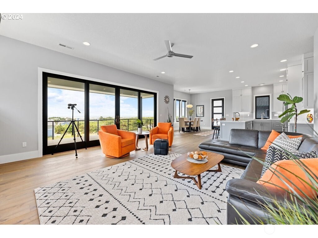 31908 J Place Ocean Park WA 98640