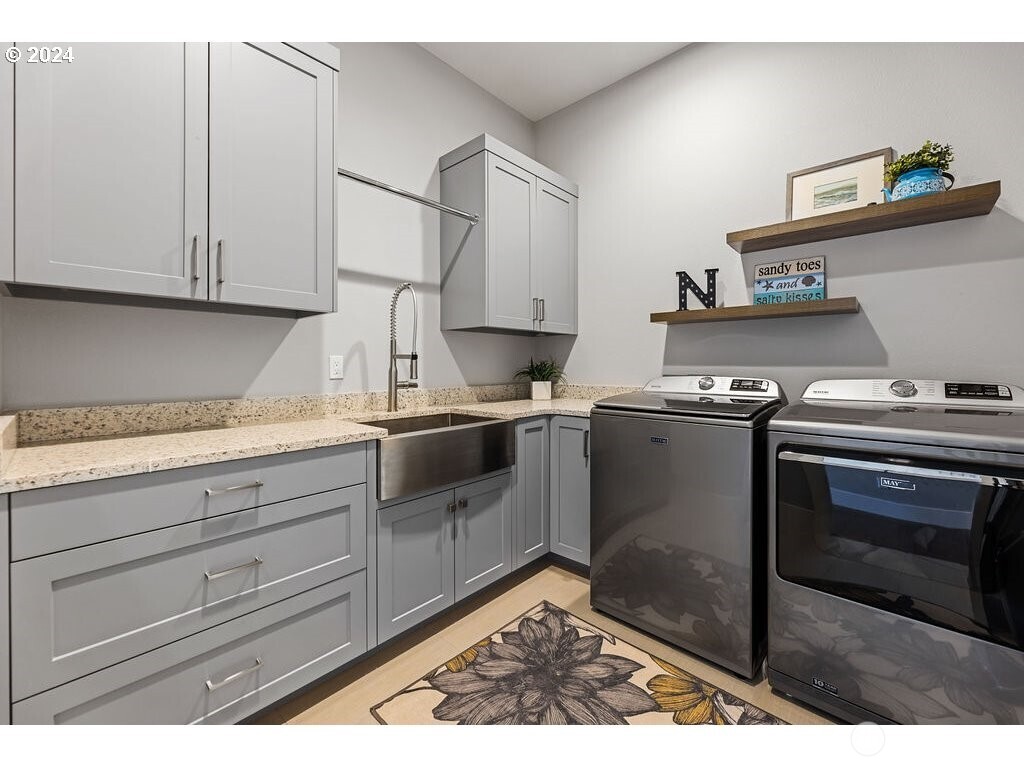 31908 J Place Ocean Park WA 98640
