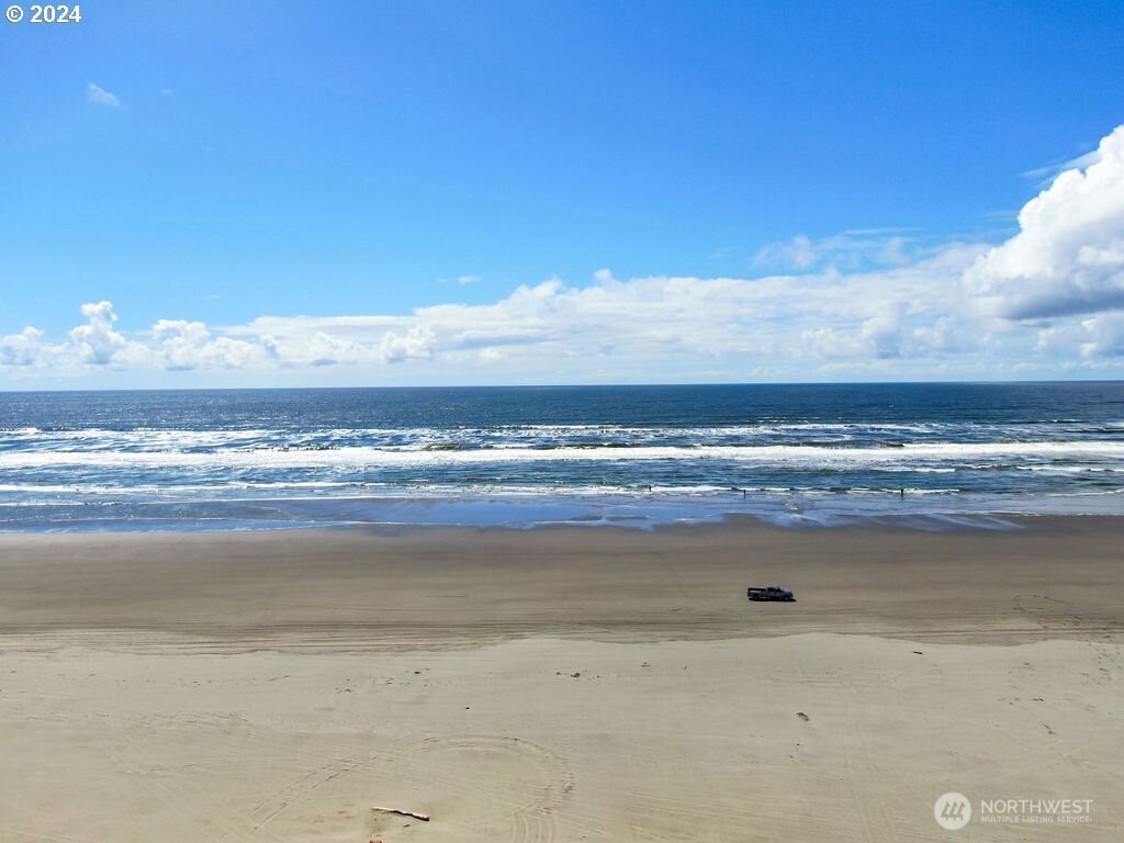 31908 J Place Ocean Park WA 98640
