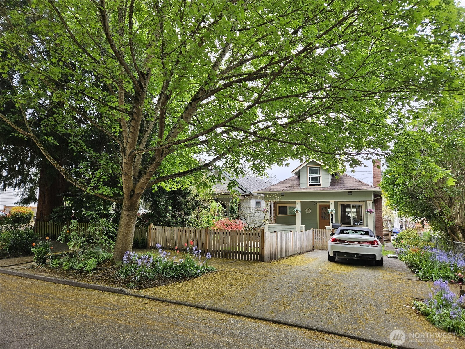 2615 47th Avenue SW Seattle WA 98116