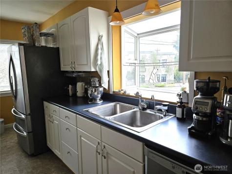 2615 47th Avenue SW Seattle WA 98116