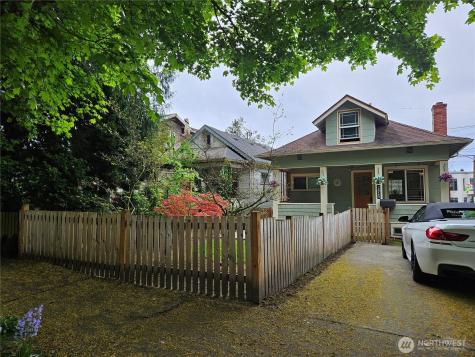 2615 47th Avenue SW Seattle WA 98116
