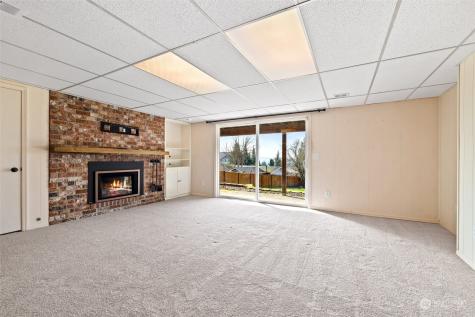 30431 108th Avenue E Auburn WA 98092