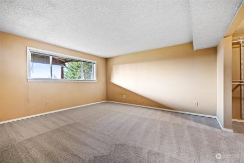 30431 108th Avenue E Auburn WA 98092