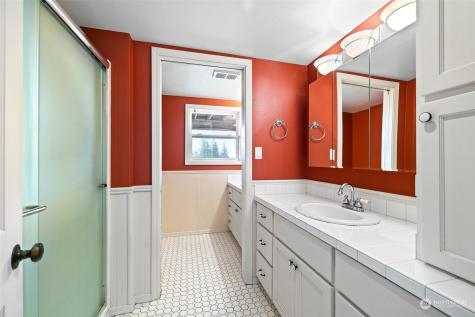 30431 108th Avenue E Auburn WA 98092