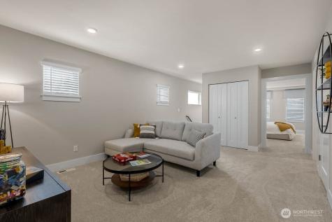 3808 194th Lane SE Bothell WA 98012