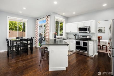 827 180th Street SW Lynnwood WA 98037