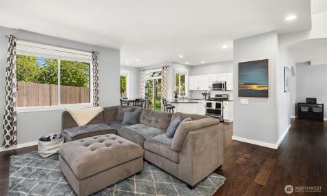 827 180th Street SW Lynnwood WA 98037