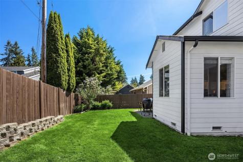 827 180th Street SW Lynnwood WA 98037