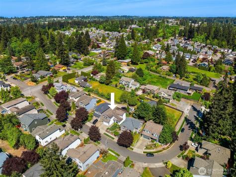 827 180th Street SW Lynnwood WA 98037