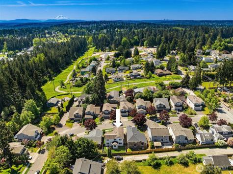 827 180th Street SW Lynnwood WA 98037