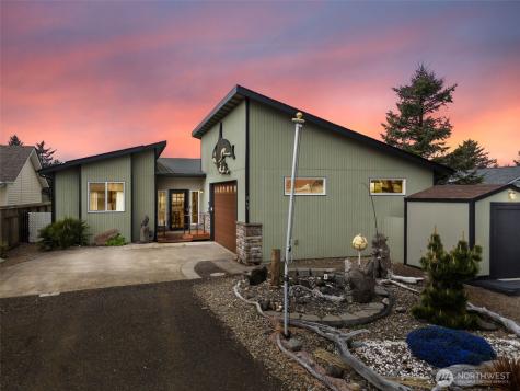263 Canal Drive NE Ocean Shores WA 98569