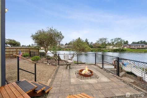 263 Canal Drive NE Ocean Shores WA 98569