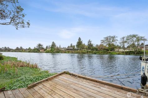 263 Canal Drive NE Ocean Shores WA 98569