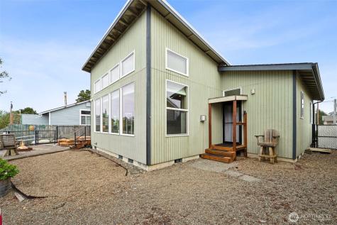263 Canal Drive NE Ocean Shores WA 98569