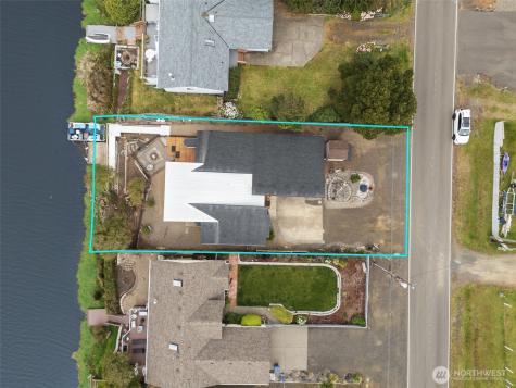 263 Canal Drive NE Ocean Shores WA 98569