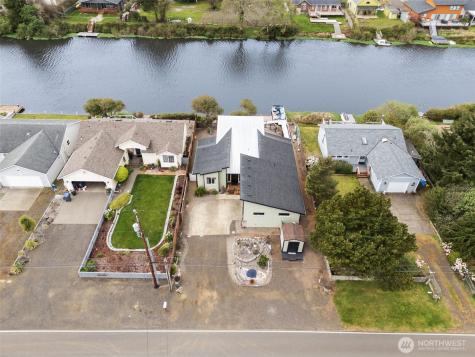 263 Canal Drive NE Ocean Shores WA 98569
