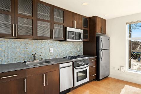 1502 NW 52nd Street Seattle WA 98107
