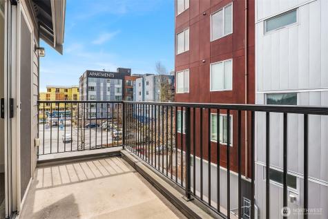 1502 NW 52nd Street Seattle WA 98107