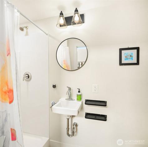 1502 NW 52nd Street Seattle WA 98107