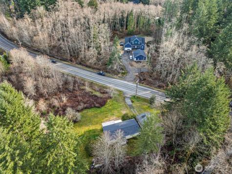 4213 SE Salmonberry Road Port Orchard WA 98366