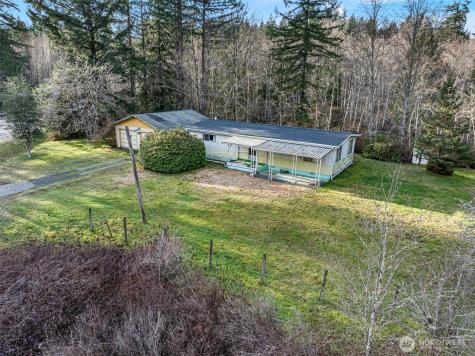4213 SE Salmonberry Road Port Orchard WA 98366