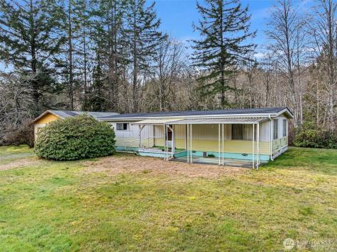 4213 SE Salmonberry Road Port Orchard WA 98366