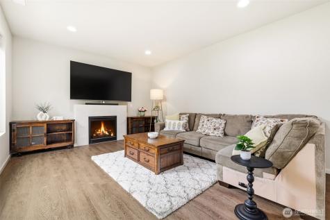 22509 283rd Street Maple Valley WA 98038