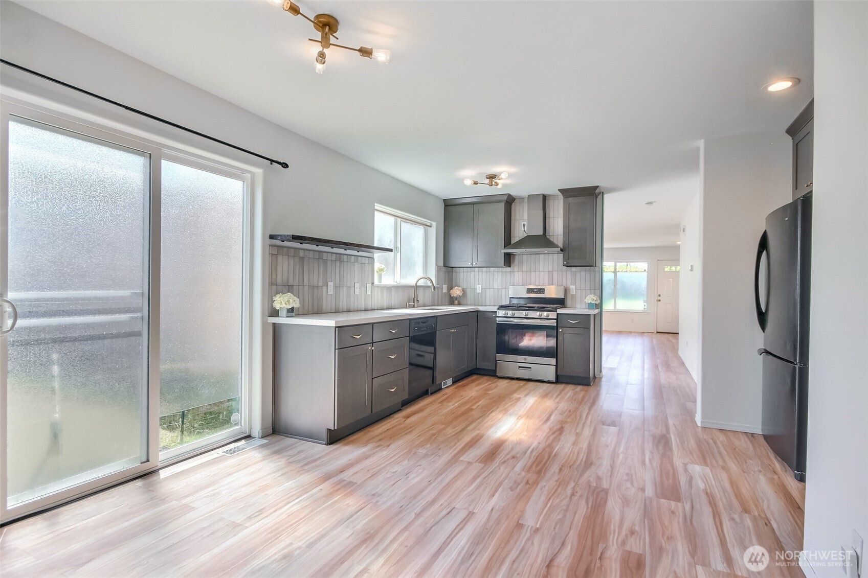 3910 S Holly Street Seattle WA 98118