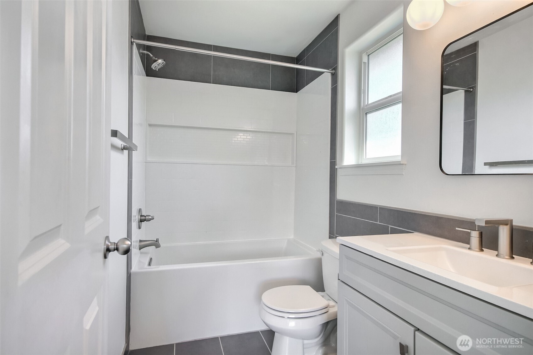 3910 S Holly Street Seattle WA 98118