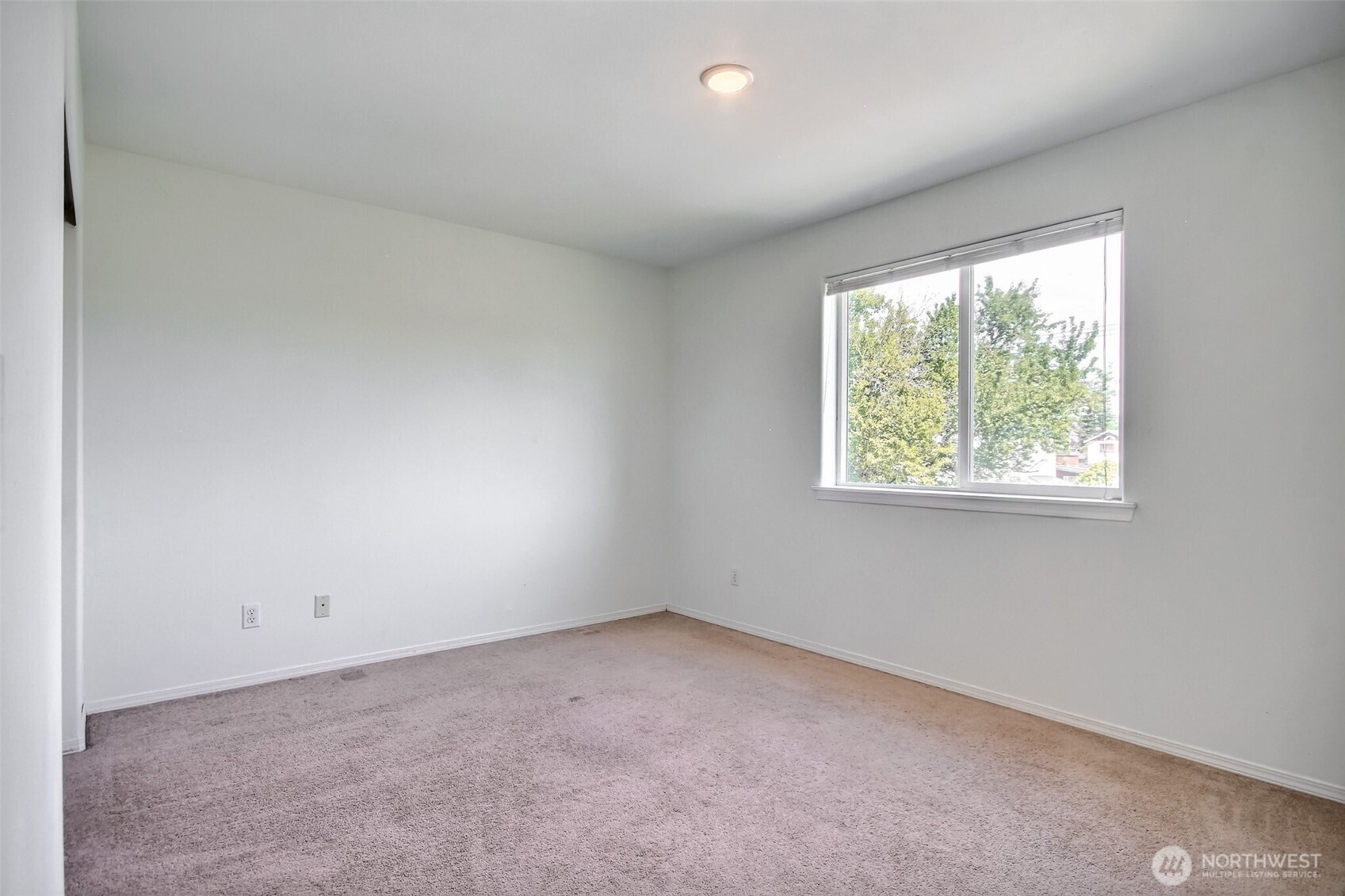 3910 S Holly Street Seattle WA 98118