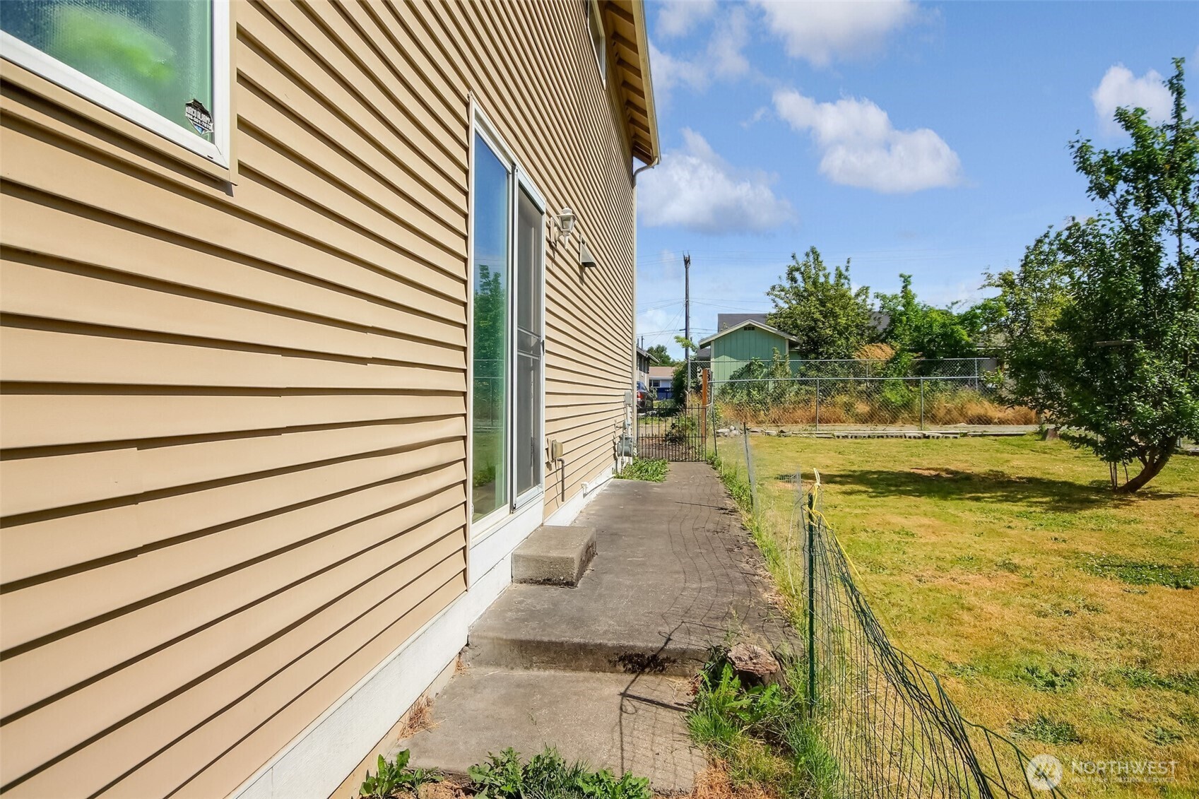 3910 S Holly Street Seattle WA 98118