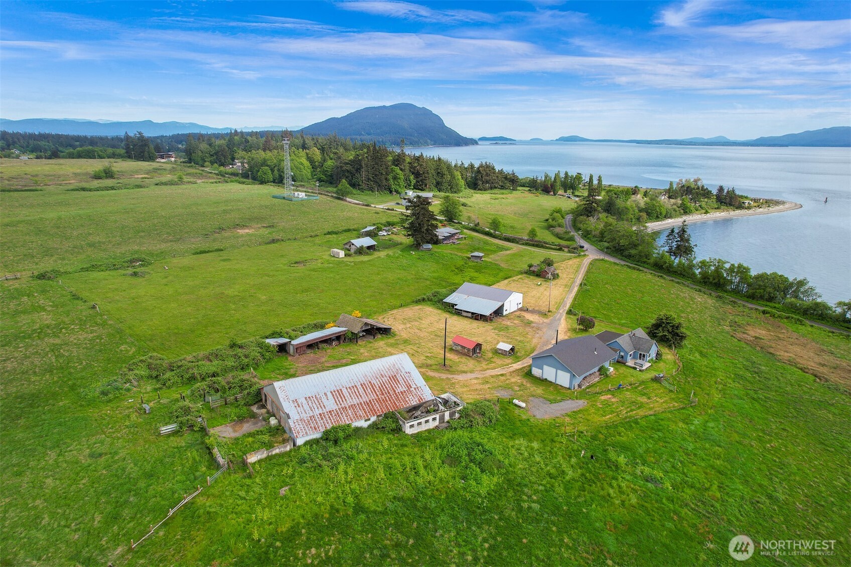 2233 W Shore Drive Lummi Island WA 98262