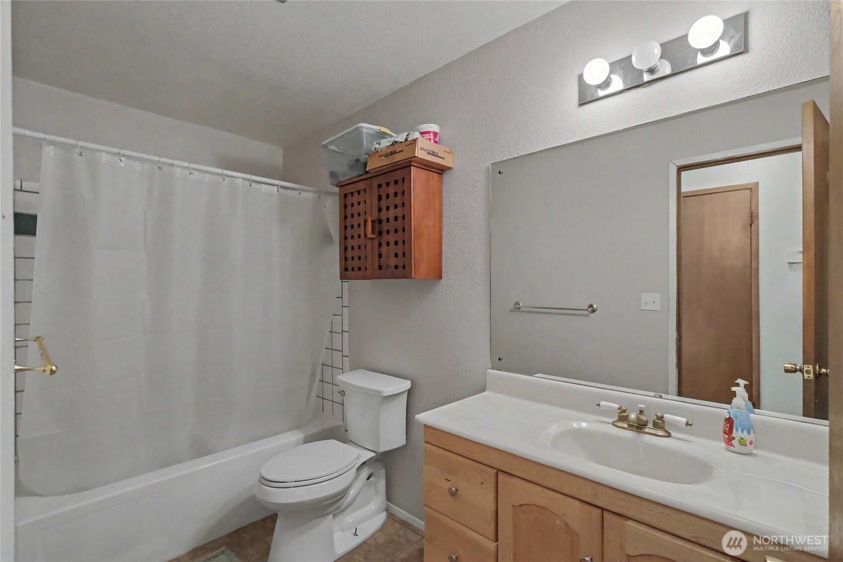 1121 Jean Street SE East Wenatchee WA 98802