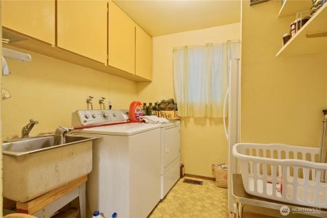 19640 29th Street Sammamish WA 98075