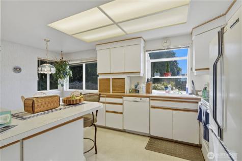 19640 29th Street Sammamish WA 98075