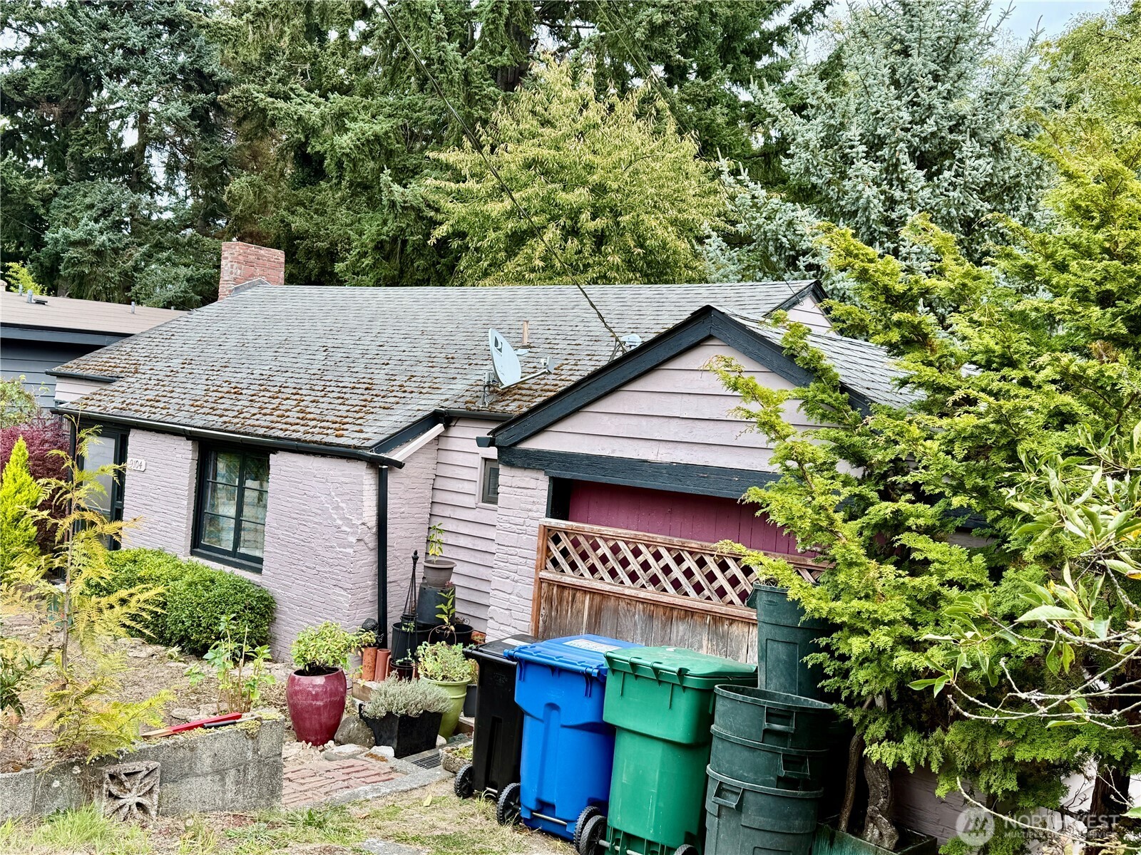 9104 28th Avenue NW Seattle WA 98117