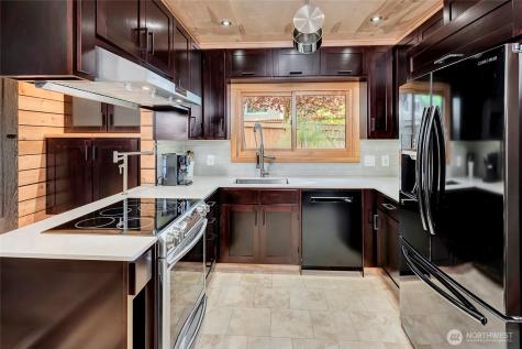 24123 7th Avenue W Bothell WA 98021