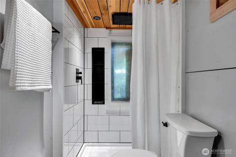 24123 7th Avenue W Bothell WA 98021