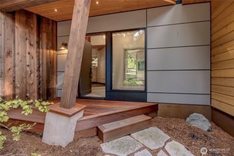 24123 7th Avenue W Bothell WA 98021