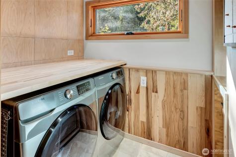 24123 7th Avenue W Bothell WA 98021