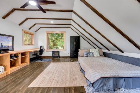 24123 7th Avenue W Bothell WA 98021